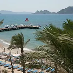 Sundance 5* تورغوتْريس