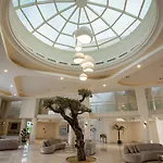 Sundance 5* تورغوتْريس